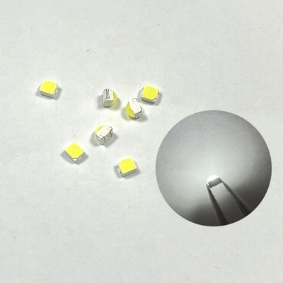 رنگ سفید روشن سر توپ SMD 3528 LED 6000-8000K 7-8LM 30deg 70mW برای روشنایی در فضای باز