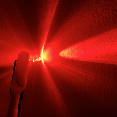 ترافیک قرمز رنگ 620nm 45deg 12000mcd سیم طلای گرد با فلنج 5mm LED برای فضای باز