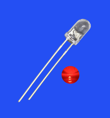 چراغ های درخشان 5mm 3.0Hz 1/6 چرخه کار قرمز رنگ 620nm 1200mcd دور شفاف لنز Dip LED درخشان